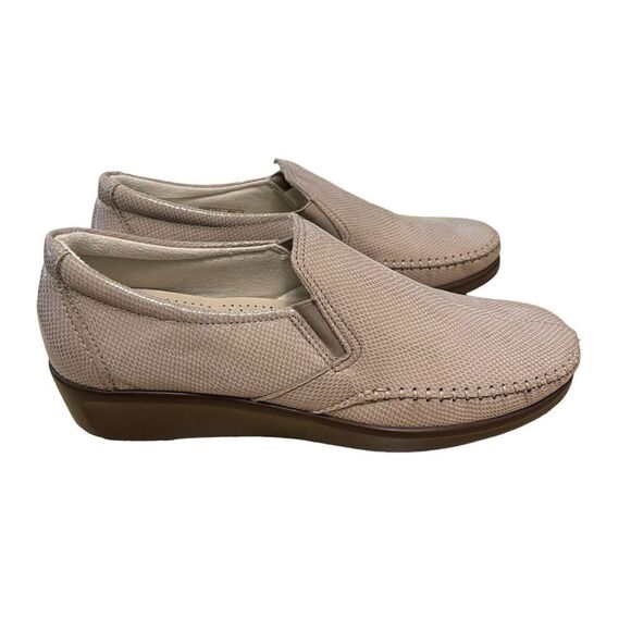 SAS Dream Slip On Loafer Snake Embossed Leather Color Mushroom Size 7.5N - Picture 2 of 5